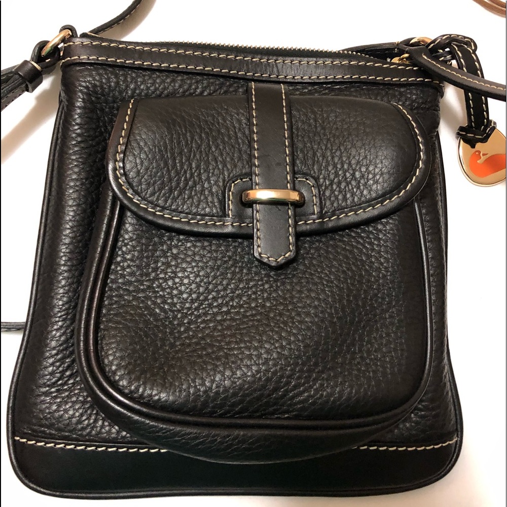 Vintage Dooney and Bourke Black Cross Body Bag